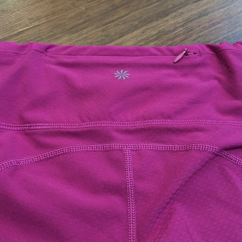 Athleta Dobby Action Crop Electric Fuchsia Pink Mesh Capri Cropped Legging Small - Picture 5 of 14